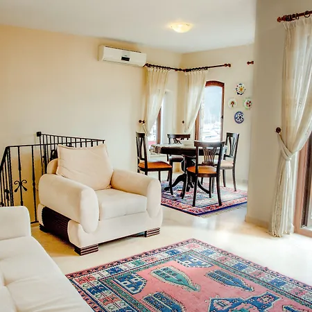 Two Stone Homes Metis Villa *