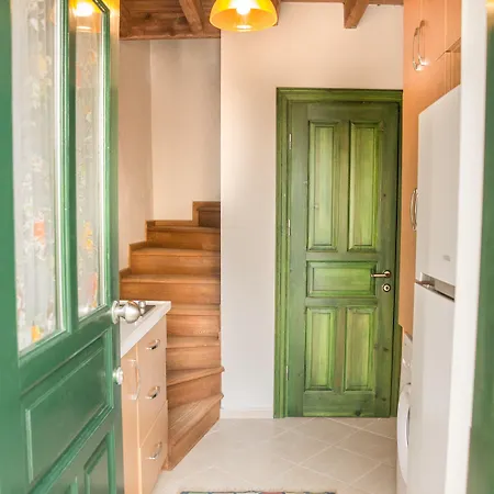 Two Stone Homes Metis *