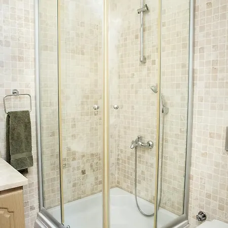 וילה Two Stone Homes Metis