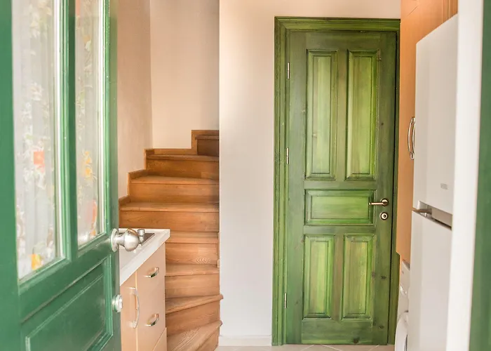 Two Stone Homes Metis *